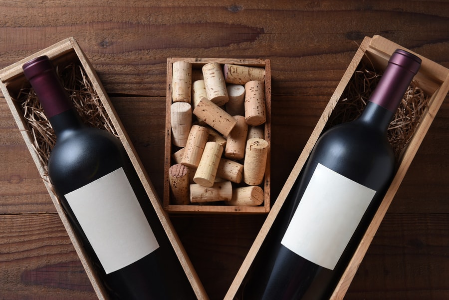 How to Store & Serve Zinfandel Wine (A Complete Guide)