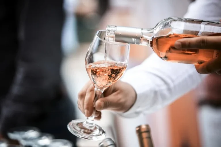 What if You Don’t Like Wine You Ordered? Ordering Etiquette