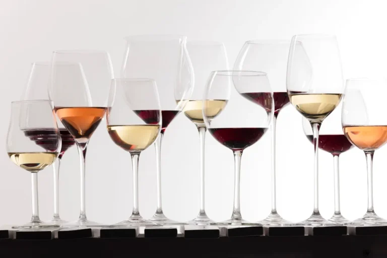 Explained: Why Different Wine Glasses for Red & White Wine?